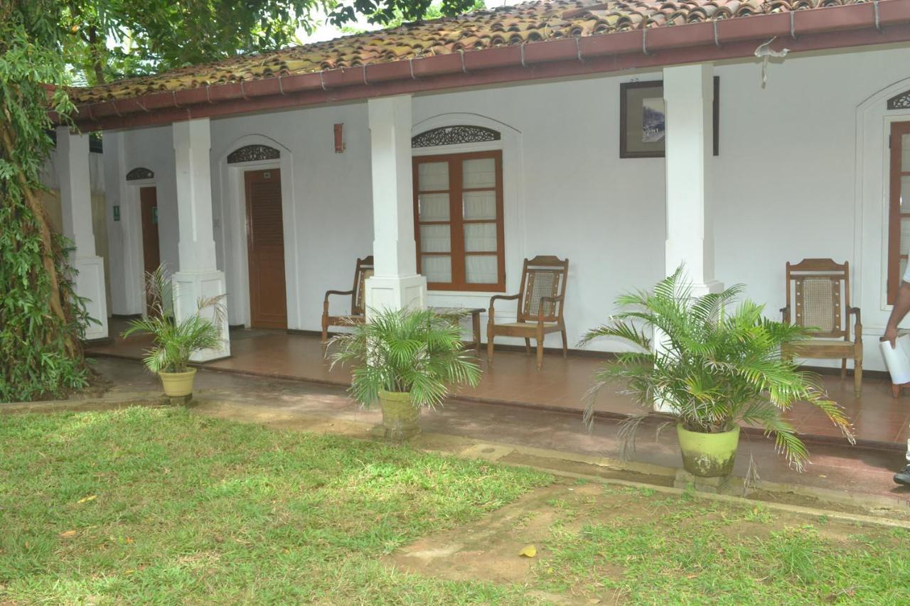 Rest House Matara Hotel Esterno foto