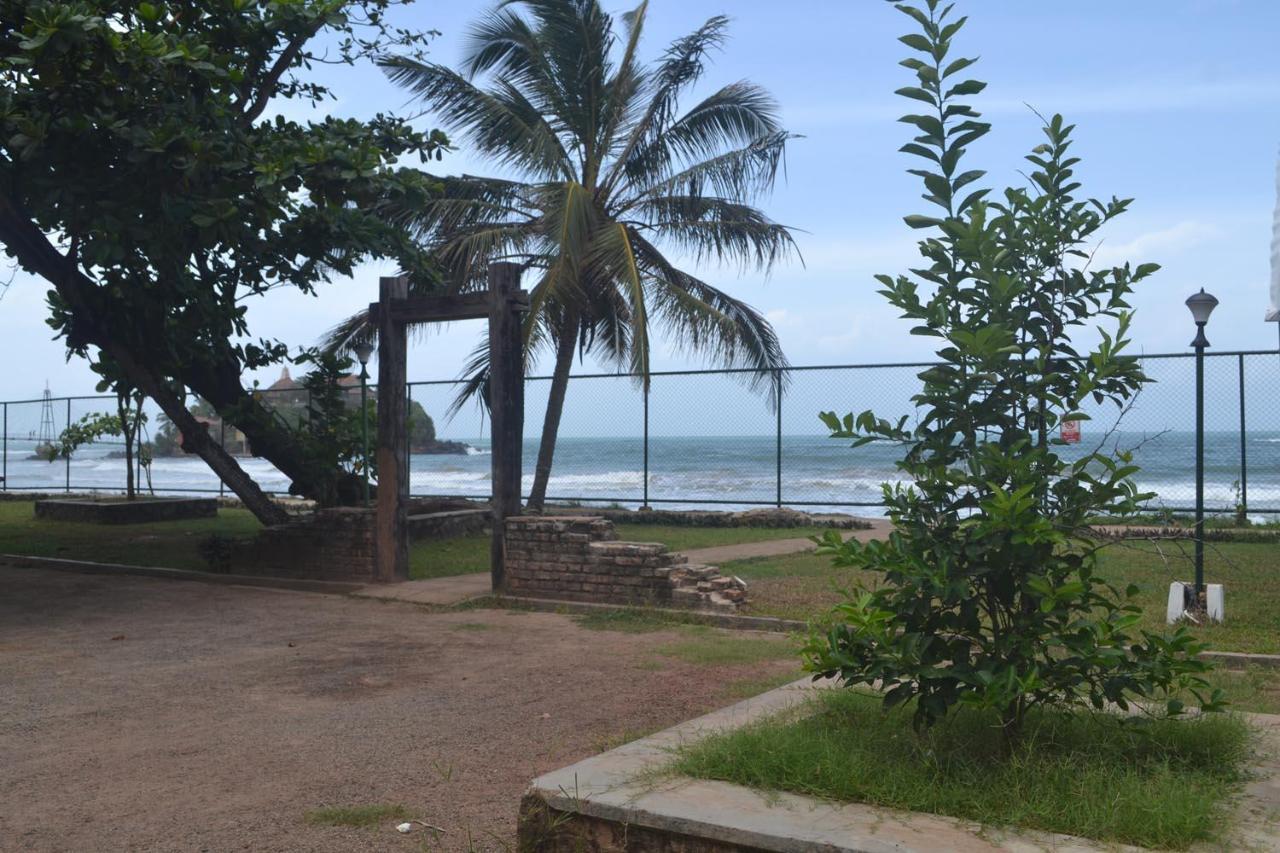 Rest House Matara Hotel Esterno foto