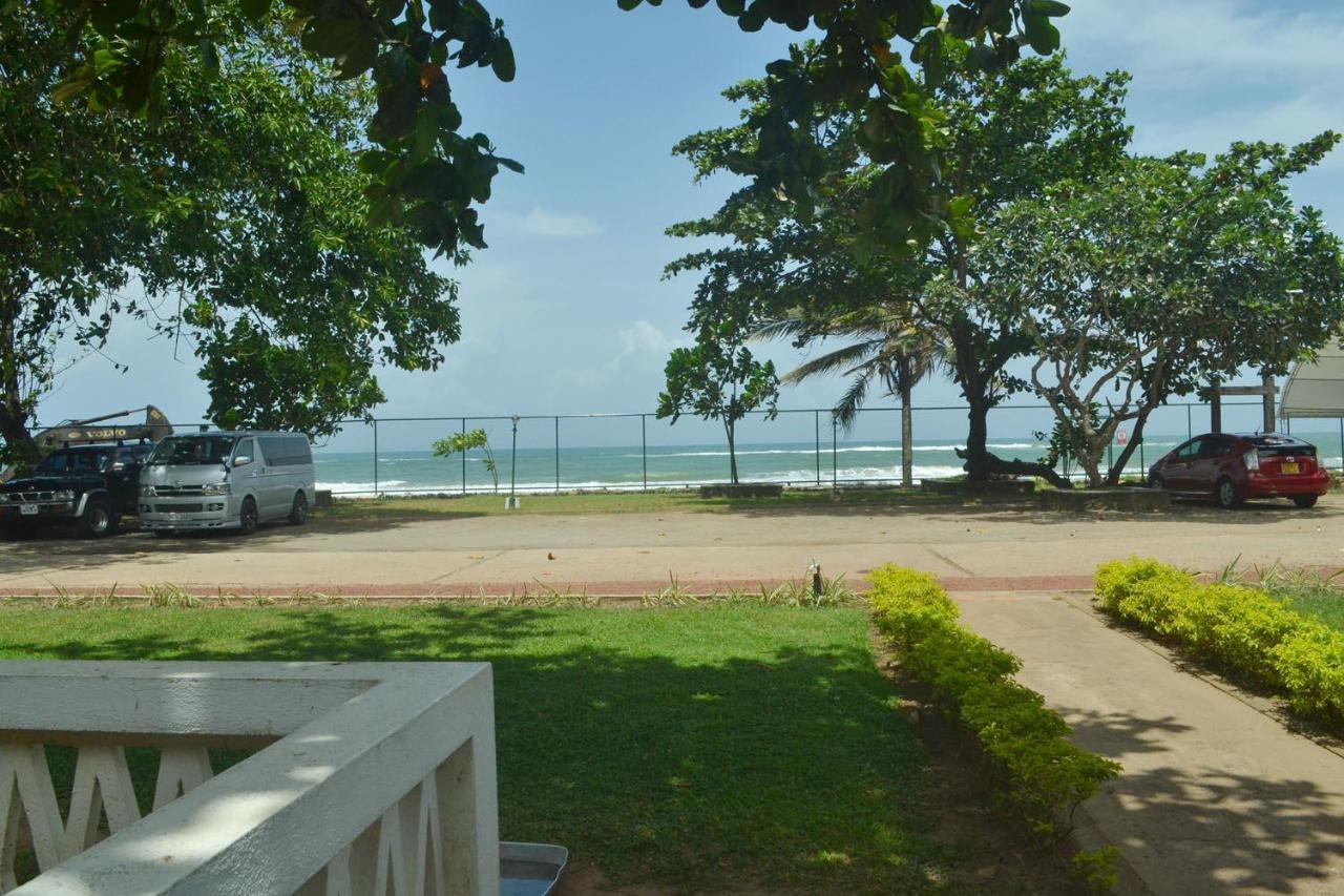 Rest House Matara Hotel Esterno foto